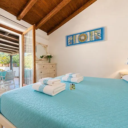 Rena Bianca Townhouse 100 M From The Hébergement de vacances Baja Sardinia