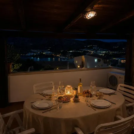 Rena Bianca Townhouse 100 M From The *